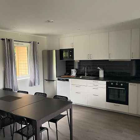 Pa Taket Overnatting Sørkjosen 外观 照片